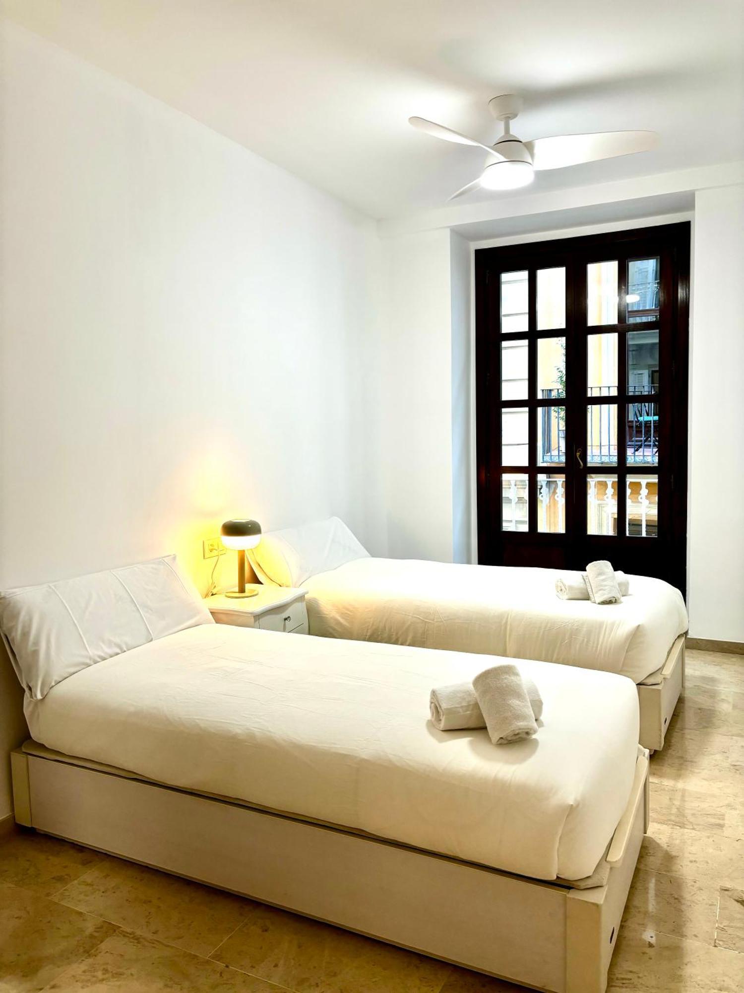 Appartement Travel Habitat Lonja De La Seda De *